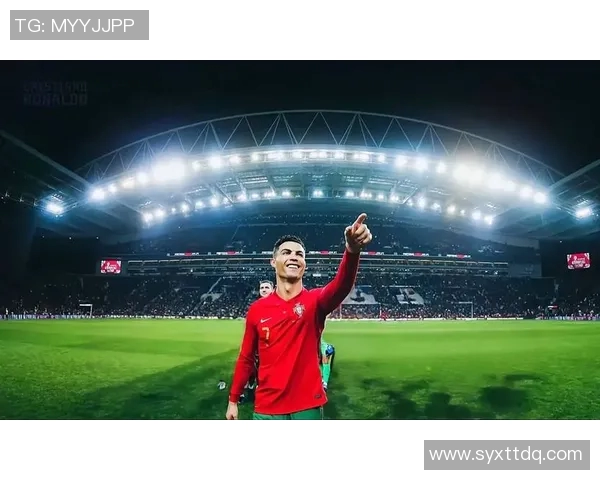 C罗背后的故事：从少年到巨星之路